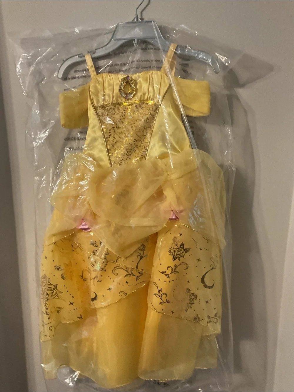 Disney Belle new in package sz girls 5/6 Yellow Sparkle Princess Costume Dress